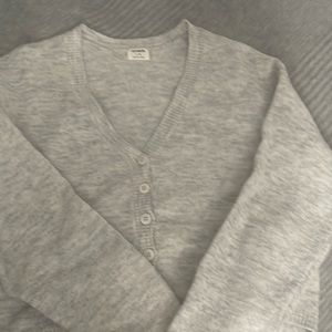 Grey cardigan